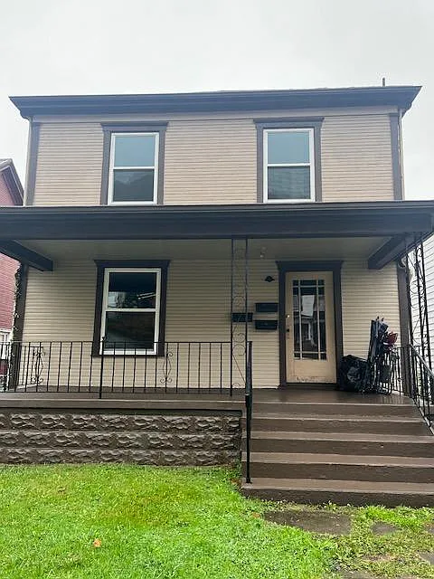 745 Virginia Ave photo 1