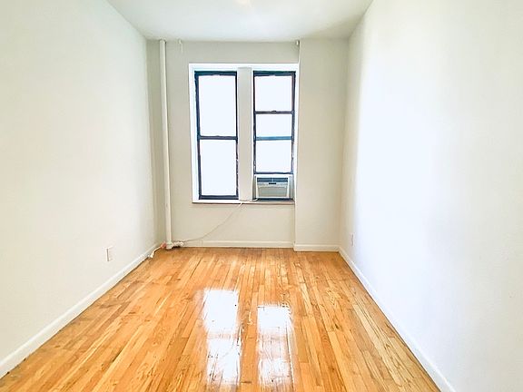 2nd image of 328 W 44th St #47