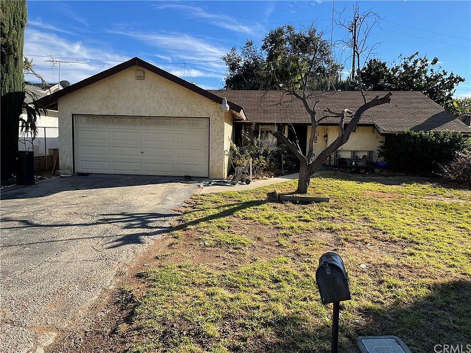 1st image of 1363 Glen Ave