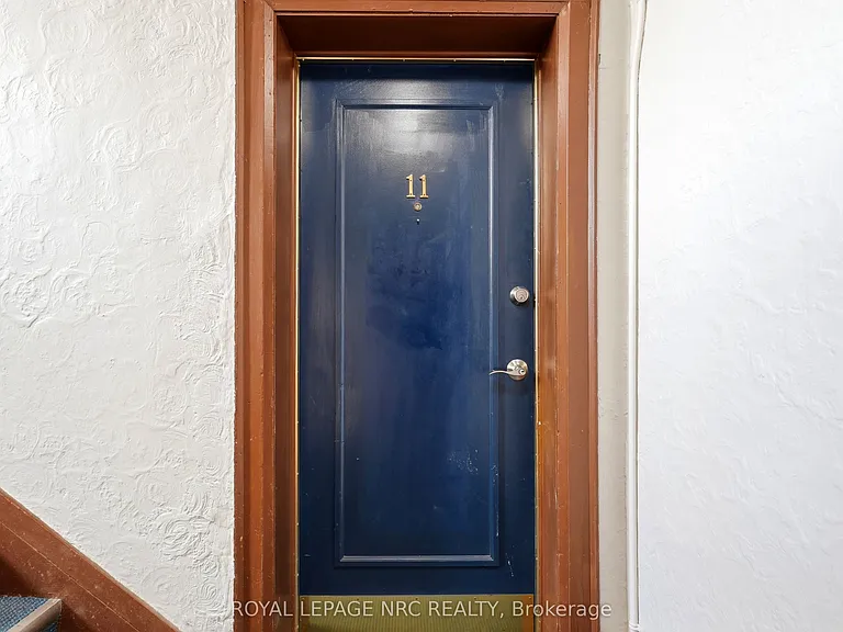 356 N Hunter St E #11 — Photo 4