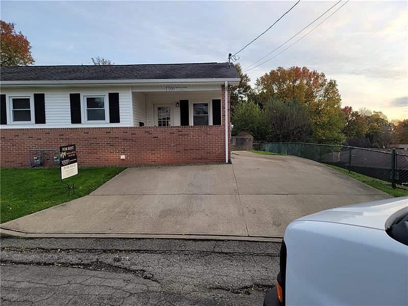 1st image of 1101 Parkway Dr #1103