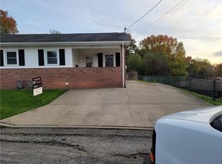 1101 Parkway Dr #1103, Cheswick, PA