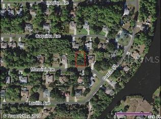 Massini Ave, North Pt, FL 34286