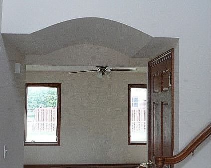 3rd image of 631 Lincoln St