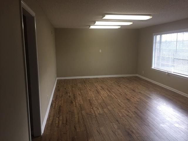 2nd image of 7019 Moundville Ln