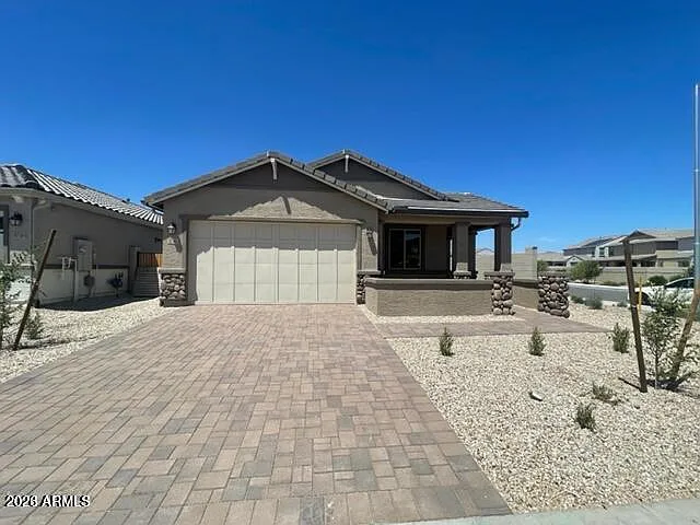 3 bed, 2.0 bath, 1872 sqft, $2,449 — Photo 1
