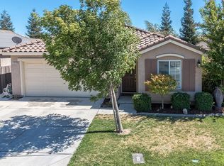 2318 Heartland Dr, Riverbank, CA 95367