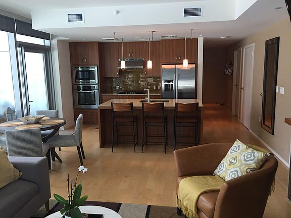 3rd image of 35 E 100 S APT 603