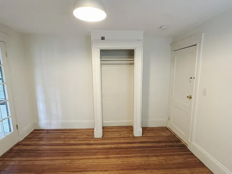 11 Sabina Way — Photo 1