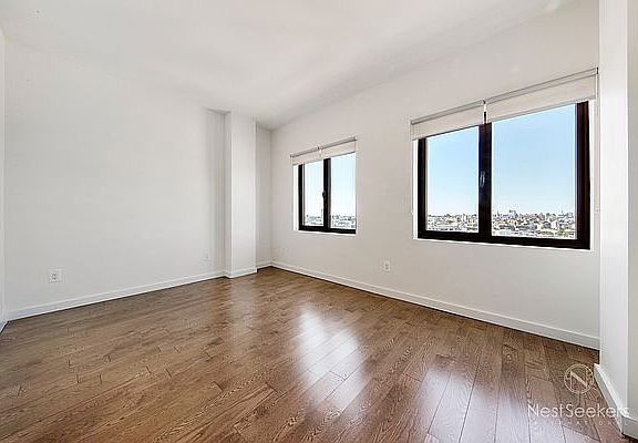 3rd image of 11-39 49th Ave #1011