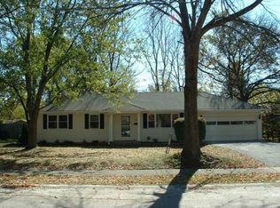 2626 Shady Oak Dr, Fort Wayne, IN