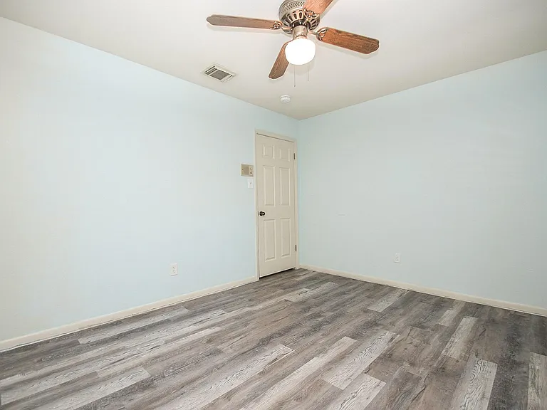 11915 N Hanworth Dr — Photo 29