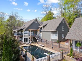 902 Altamont Rd, Greenville, SC 29609