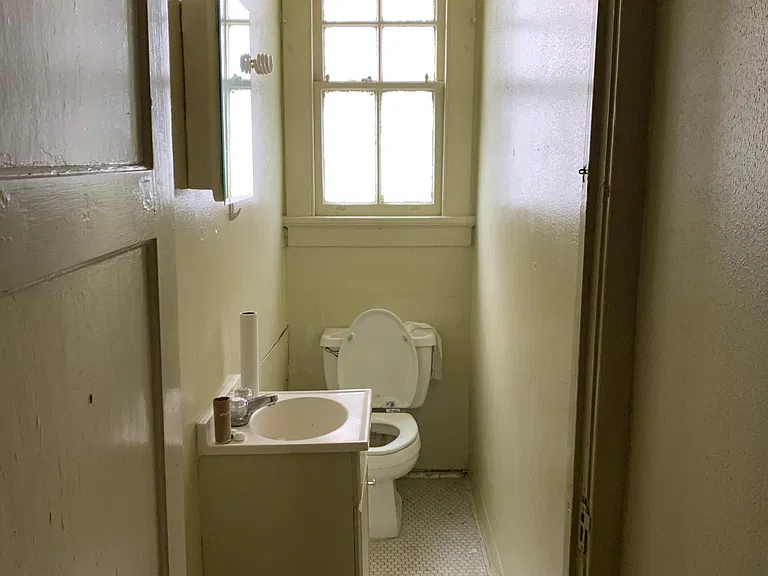 2133 Broadway St — Photo 8