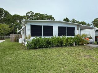 5374 SE Celestial Cir, Stuart, FL 34997