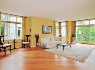 2732 N Southport Ave #B, Chicago, IL 60614