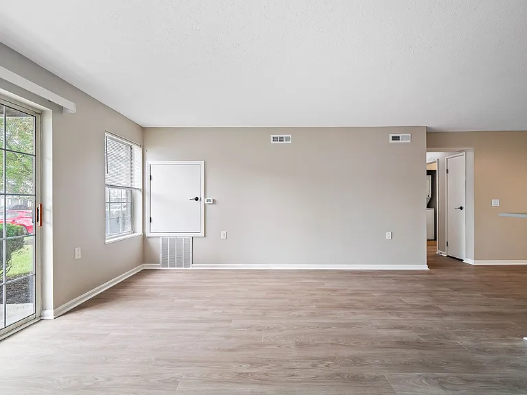 Cherry Tree Village Apartments — Photo 84