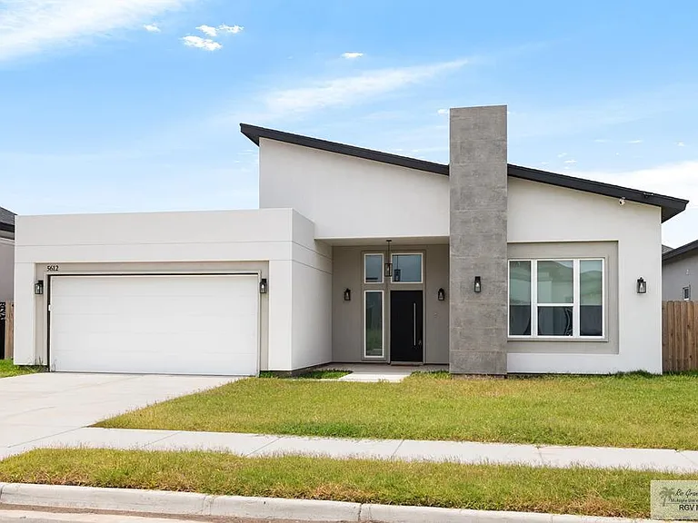 5612 Hedgerow Ct — Photo 1