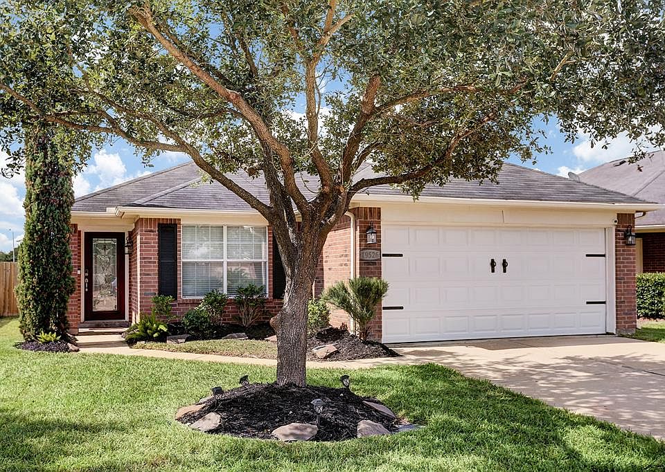 1st image of 19526 Cabra Ct