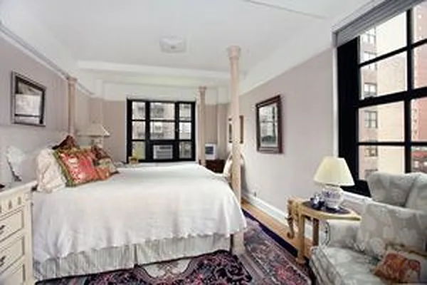 Sold by Douglas Elliman | media 7