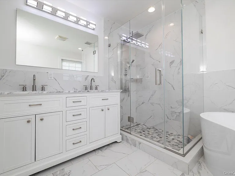 740 S Ocean Ave — Photo 37