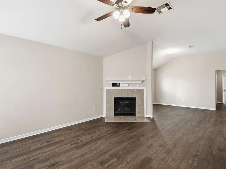 16882 Accolade Way — Photo 2
