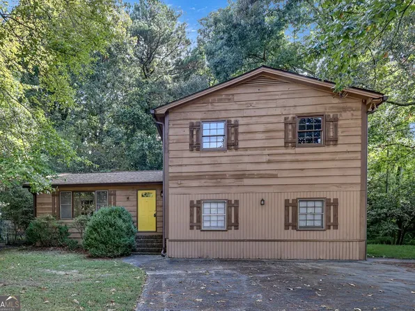 1466 Hewatt Rd, Lilburn, GA 30047