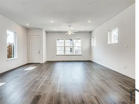 4th image of 7557 Regal Ln