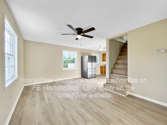 4th image of 4742 Woodend Ave