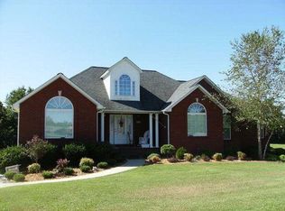 4372 Big Orange Dr, Cookeville, TN 38501