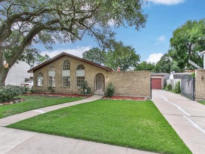 13517 Woodchester Dr, Sugar Land, TX, 77498
