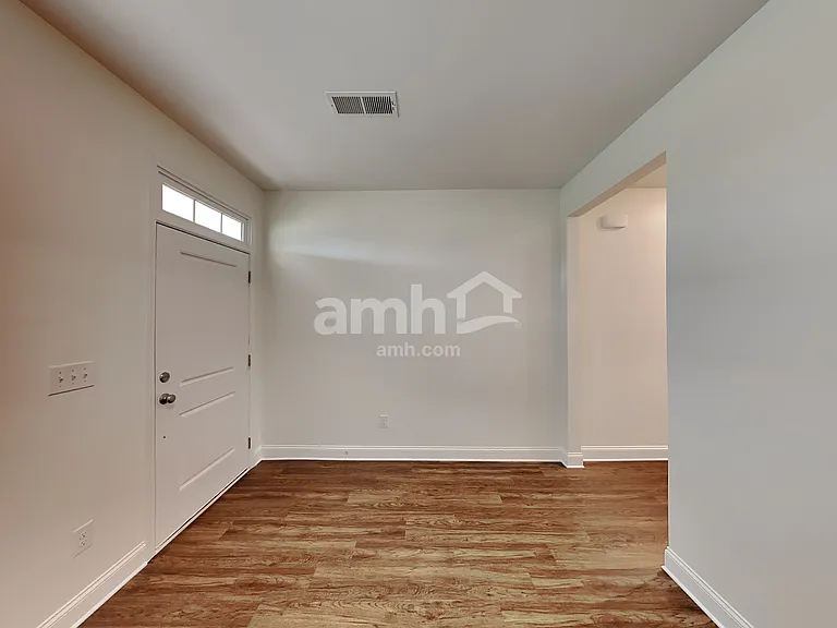 4901 Wilcrest Ct — Photo 7