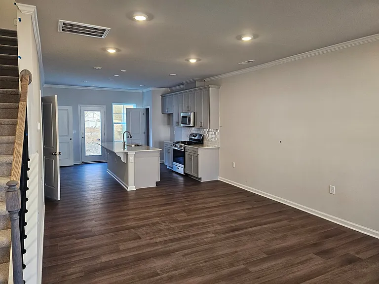 1235 Willow Tree Way — Photo 8