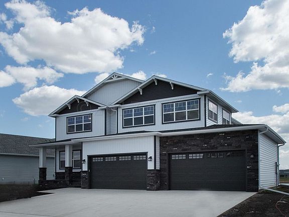 2nd image of 2419 N Pond Dr E