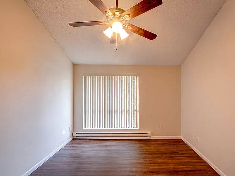ReNew Riverwood — Photo 9