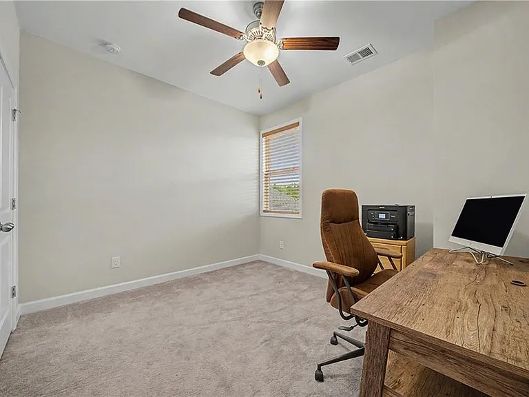 165 Mansfield Dr — Photo 31