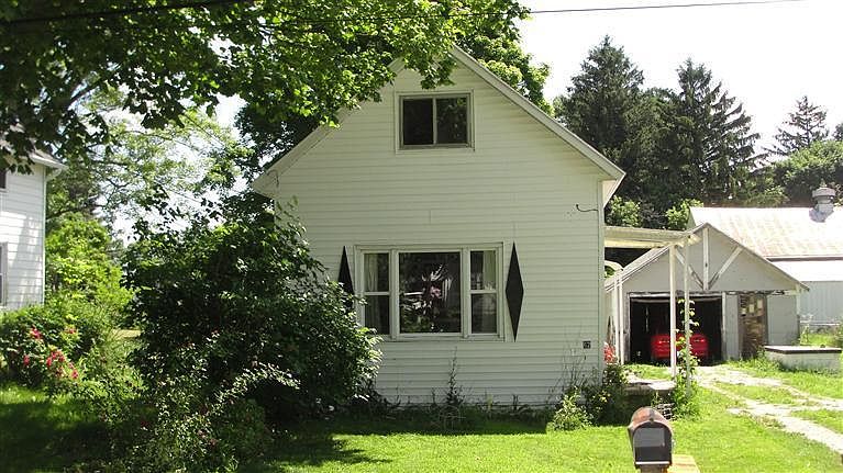 1st image of 62 Western Ave