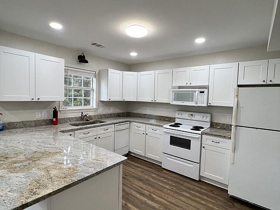 5th image of 206 S 15th St #210 & 206