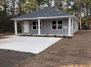 47 Pansy Ln, Defuniak Springs, FL 32433