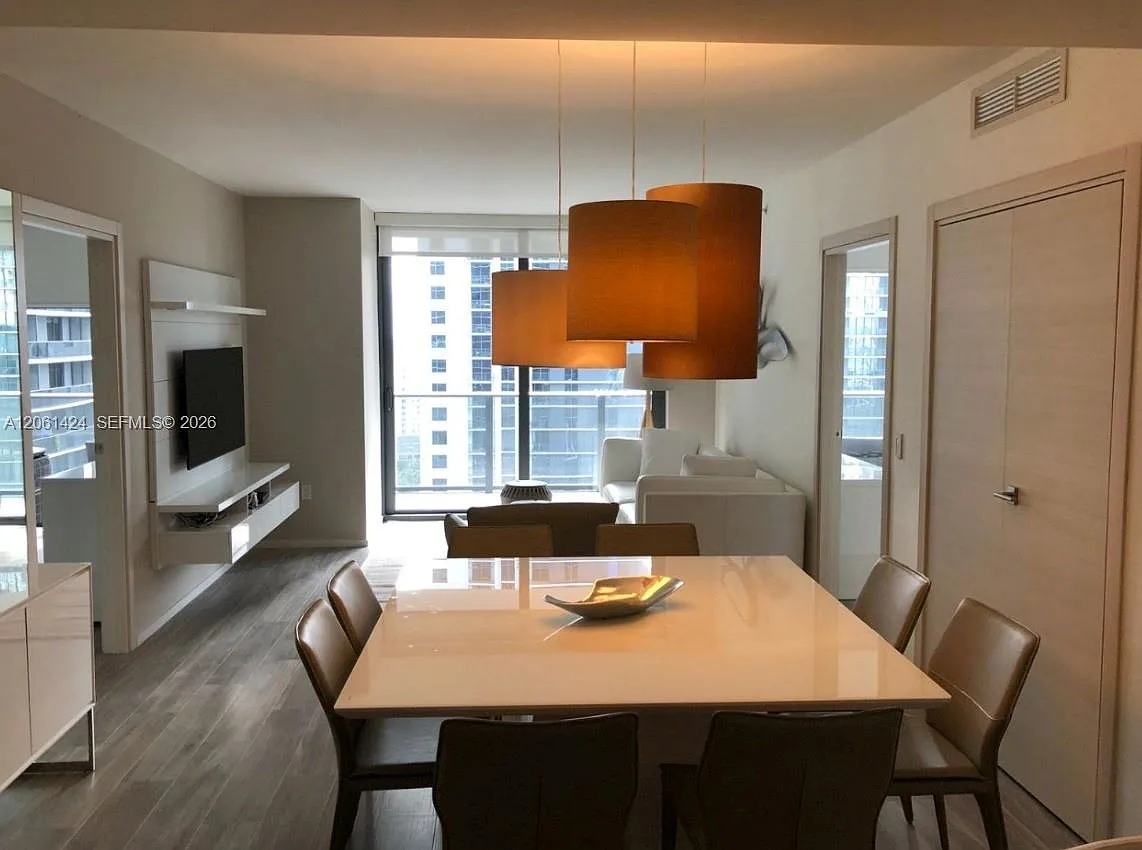 801 Sma Residences Condo — Photo 2