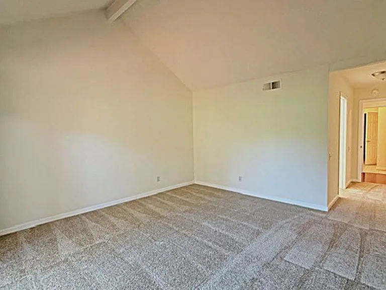 506 Silver Lake Dr — Photo 20