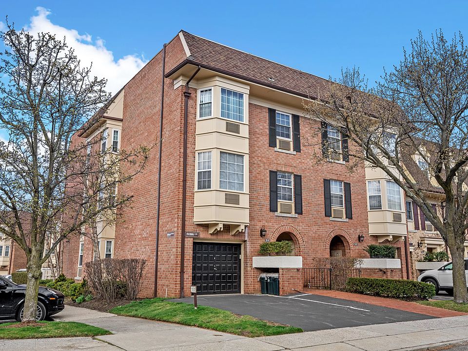 1st image of 12-14 Robin Ln #1041