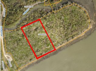 2 Ivory Bill Ln, Mc Clellanville, SC 29458