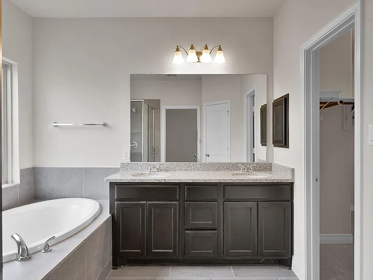 122 Kinnerly Peak Pl — Photo 19