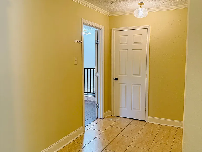 8705 Metairie Dr — Photo 11
