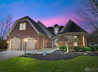 148 Winding Creek Dr, Springboro, OH 45066