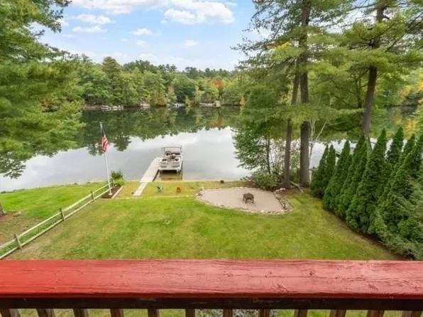 14 Massapoag Way, Dunstable, MA 01827