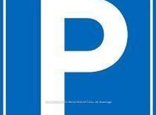 77 Harbour Sq #128, Toronto, ON