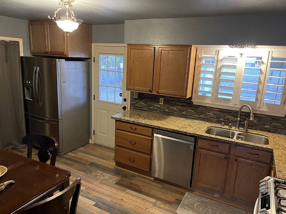 1st image of 9517 McIntosh Dr