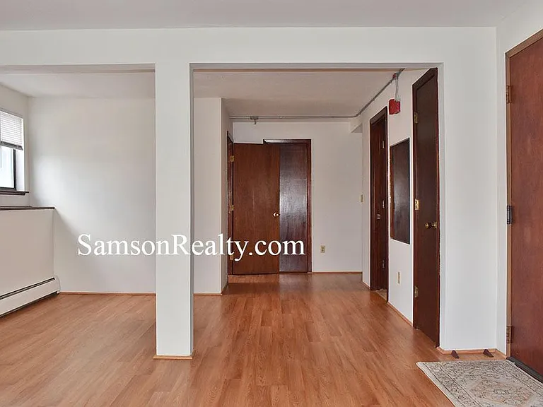1 Woodward Ave #1 — Photo 2
